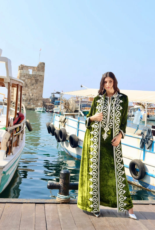 Green velvet embroidered set