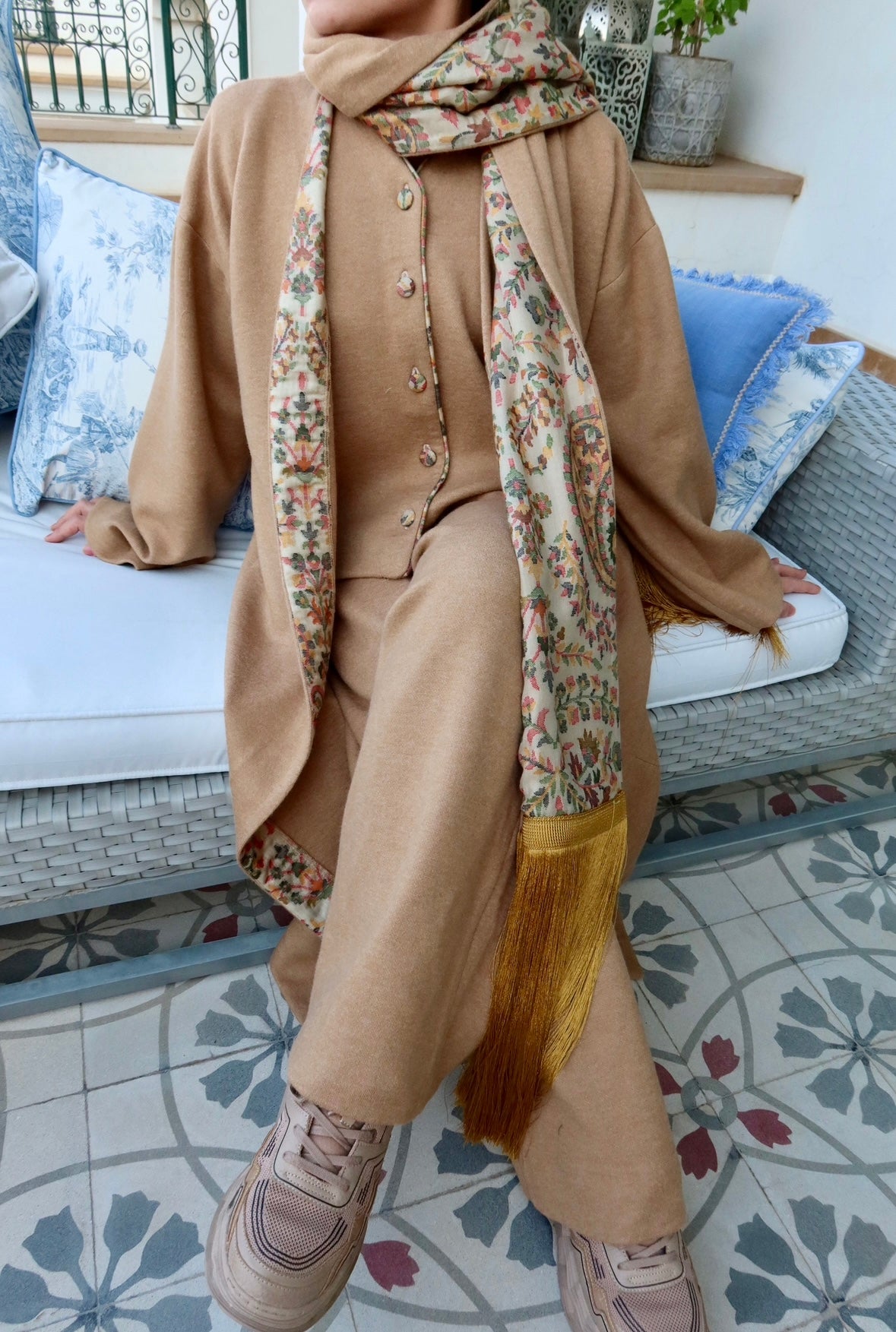 Comfy 4 piece set beige