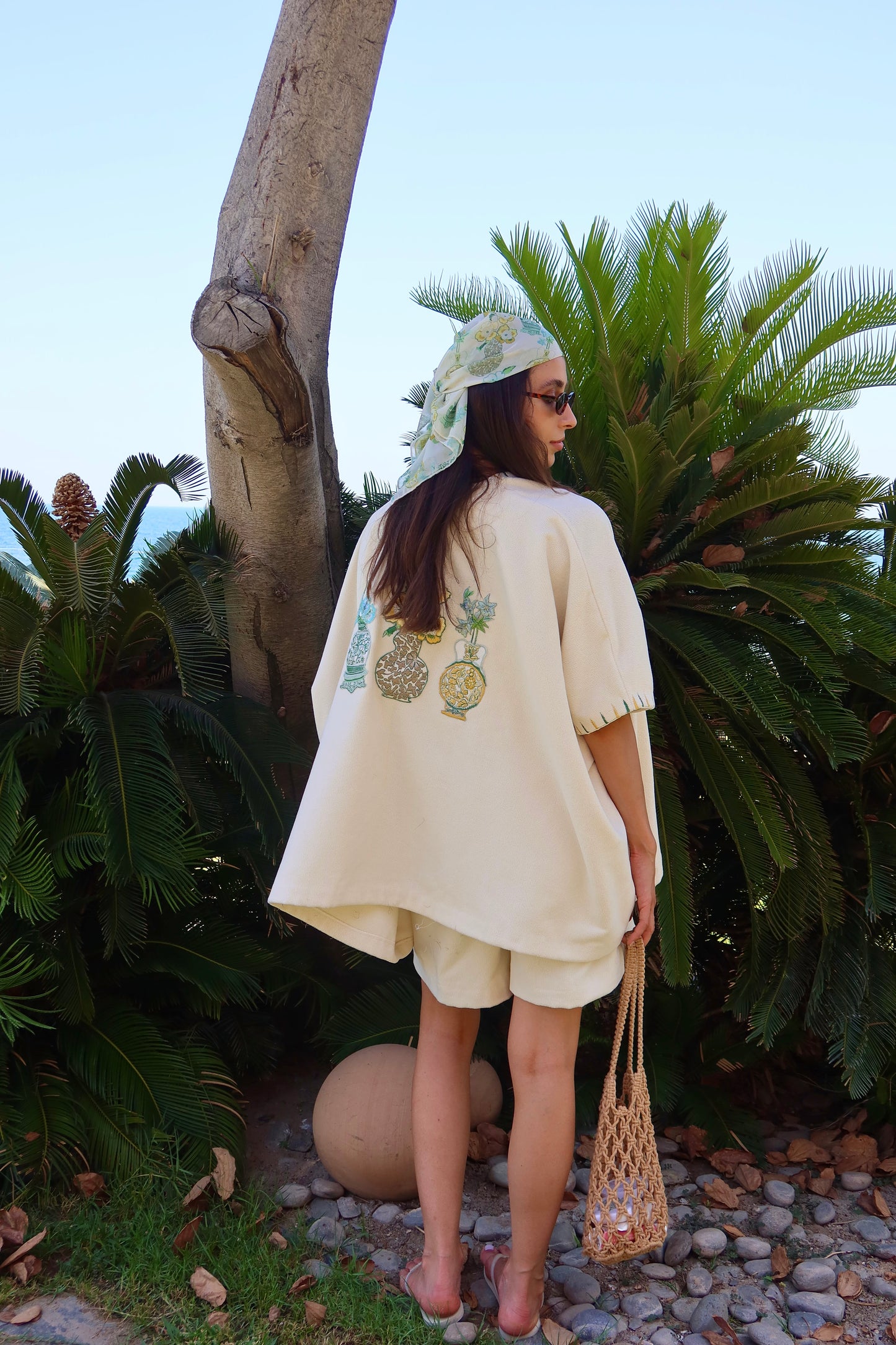 Vase Embroidered Towel set