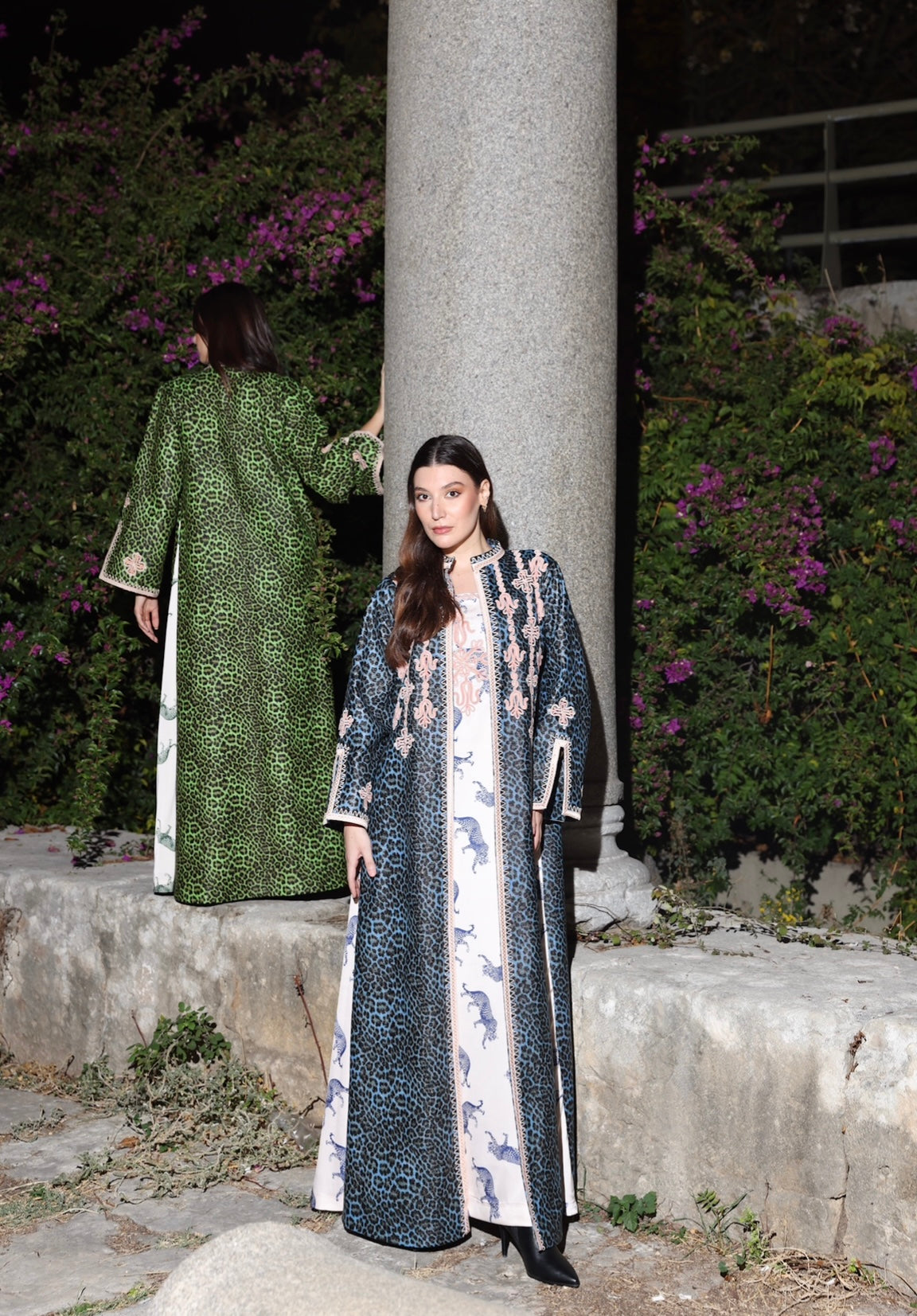 Blue leopard embroidered set